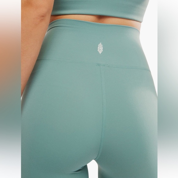 NWT Free People FP Movement Never Better High Rise Leggings Eucalyptus Size L - Picture 8 of 9